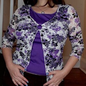 Purple Floral Lace Two-In-One Top - Canda size Medium Vtg Dainty Garden Country